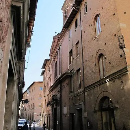 Casa Torre - Palio Di 公寓 锡耶纳